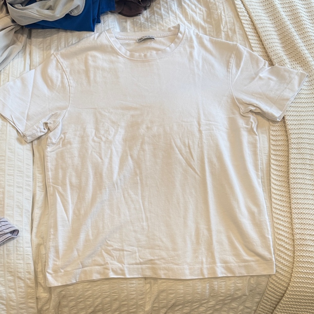 Men's Gray T-Shirt